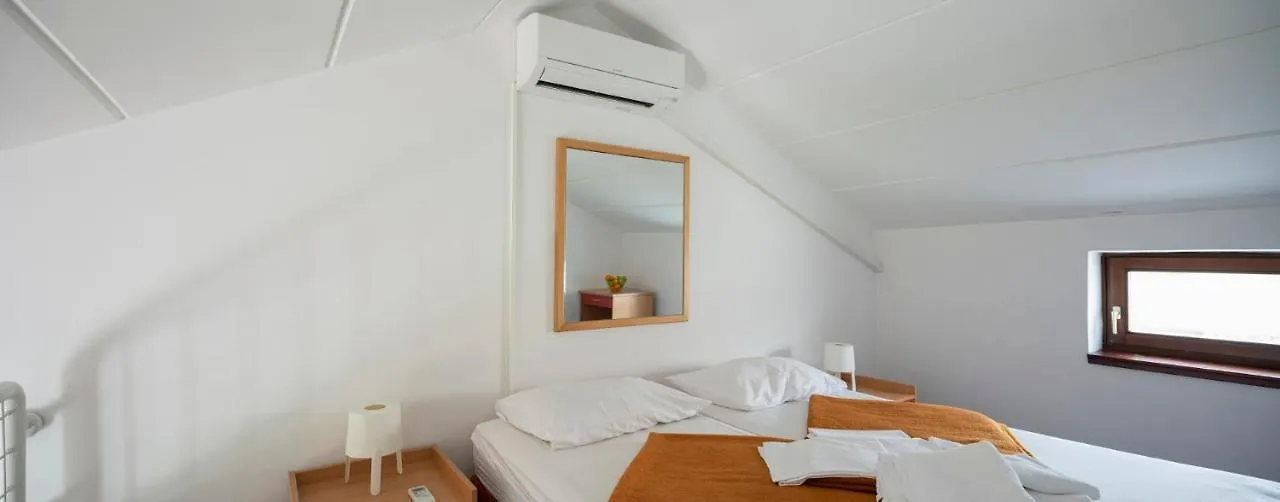 Apartments Hostin Roza Duga Uvala Krnica
